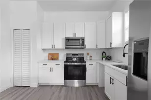 1421 35th St S, Saint Petersburg, FL 33711 - Photo 13