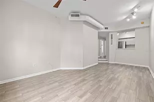 2402 W Azeele St, Tampa, FL 33609 - Photo 13