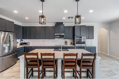 33075 Kateland Drive, Wesley Chapel, FL 33545 - Photo 17