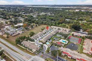 8984 Antigua Dr, Seminole, FL 33777 - Photo 43