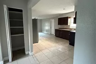 1417 Dolphin Dr, Lakeland, FL 33801 - Photo 19