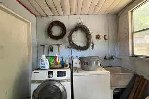 1945 Lakewood Dr, Clearwater, FL 33763 - Photo 51