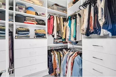 100 1st Avenue N #802, Saint Petersburg, FL 33701 - Photo 25