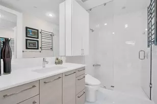 100 1st Ave N, Saint Petersburg, FL 33701 - Photo 33