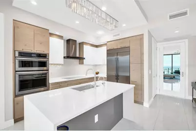 100 1st Avenue N #802, Saint Petersburg, FL 33701 - Photo 17