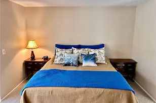 559 Quintana Pl NE, Saint Petersburg, FL 33703 - Photo 23