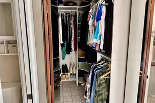 559 Quintana Pl NE, Saint Petersburg, FL 33703 - Photo 29