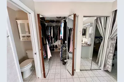 559 Quintana Place NE, Saint Petersburg, FL 33703 - Photo 25