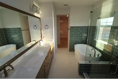 7200 Sutton Lane, Sarasota, FL 34240 - Photo 11