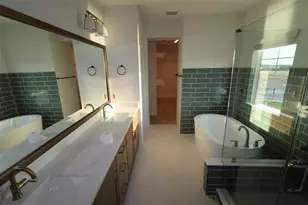 7200 Sutton Ln, Sarasota, FL 34240 - Photo 11