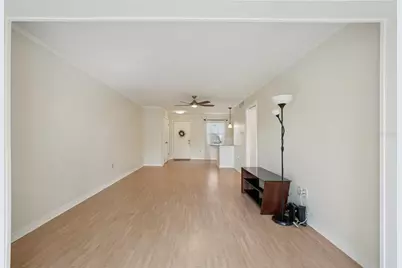 404 Cordova Green #404, Seminole, FL 33777 - Photo 13