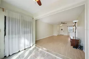 404 Cordova Green, Seminole, FL 33777 - Photo 17