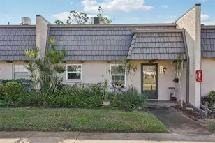 404 Cordova Green, Seminole, FL 33777 - Photo 3