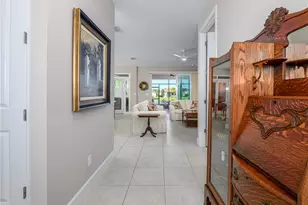 5122 Sierra Falls Ct, Wimauma, FL 33598 - Photo 11