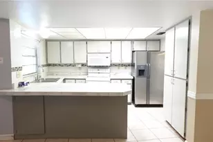 7818 Capwood Ave, Temple Terrace, FL 33637 - Photo 11
