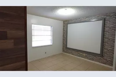 7818 Capwood Avenue, Temple Terrace, FL 33637 - Photo 13