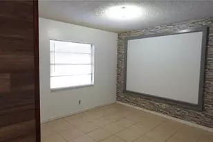 7818 Capwood Ave, Temple Terrace, FL 33637 - Photo 13