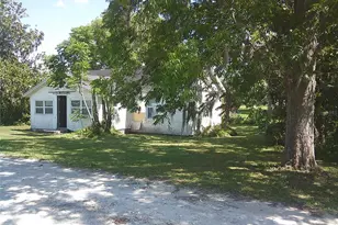 11951 Wichers Ln, San Antonio, FL 33576 - Photo 7