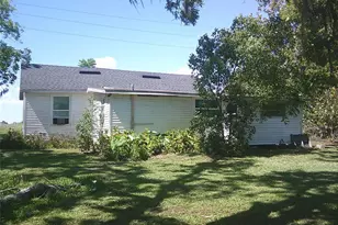 11951 Wichers Ln, San Antonio, FL 33576 - Photo 9