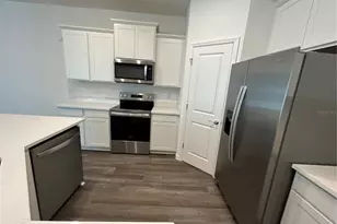 32746 Rustic Rise Rd, San Antonio, FL 33576 - Photo 5