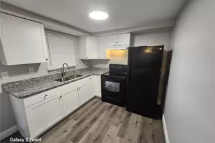 8010 Emi Ann Ln, Riverview, FL 33578 - Photo 3