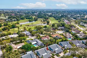 10671 Andrew Ln, Seminole, FL 33777 - Photo 37