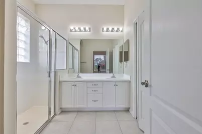 840 King Leon Way, Sun City Center, FL 33573 - Photo 21