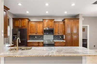 18952 Maisons Drive, Lutz, FL 33558 - Photo 15
