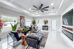 6402 N Woodlynne Ave, Tampa, FL 33614 - Photo 13