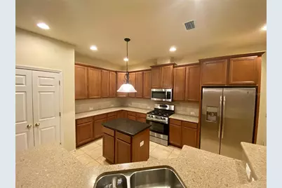 6610 Portland Oak Court, Tampa, FL 33647 - Photo 9