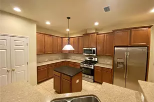 6610 Portland Oak Ct, Tampa, FL 33647 - Photo 9