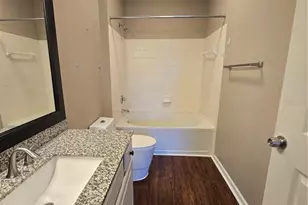 10424 Villa View Cir, Tampa, FL 33647 - Photo 15