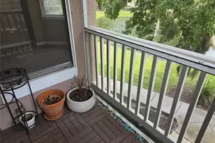 10424 Villa View Cir, Tampa, FL 33647 - Photo 37