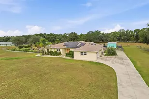 8423 E Zephyr Wing Ct, Floral City, FL 34436 - Photo 5