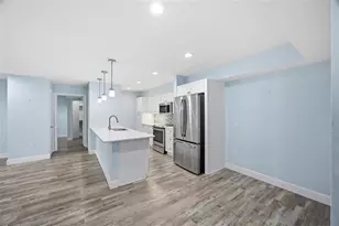 9481 Highland Oak Dr, Tampa, FL 33647 - Photo 9