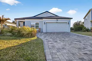 30801 Parrot Reef, Wesley Chapel, FL 33545 - Photo 1