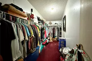 2201 Metro Dr, Ruskin, FL 33570 - Photo 11