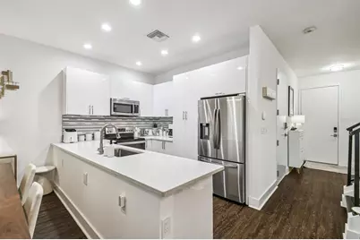 8708 Palm Ranches Place, Tampa, FL 33614 - Photo 11