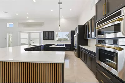 7796 Alister Mackenzie Drive, Sarasota, FL 34240 - Photo 15