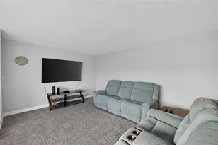 5521 80th St N, Saint Petersburg, FL 33709 - Photo 5