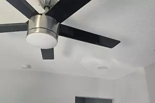 5215 E 17th Ave, Tampa, FL 33619 - Photo 37