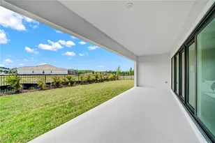 35564 Big Hawk Dr, Zephyrhills, FL 33541 - Photo 39