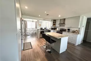 8656 Magnolia Dr, Seminole, FL 33777 - Photo 3