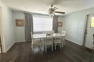 8656 Magnolia Dr, Seminole, FL 33777 - Photo 7