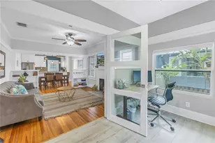 236 9th Ave NE, Saint Petersburg, FL 33701 - Photo 3