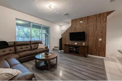 3327 Pleasant Willow Court, Brandon, FL 33511 - Photo 13