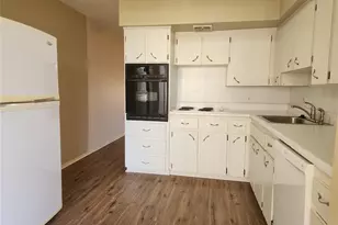 2402 Ecuadorian Way, Clearwater, FL 33763 - Photo 5