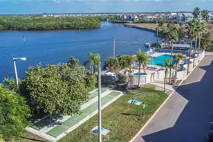 813 Bahia Del Sol Dr, Ruskin, FL 33570 - Photo 67