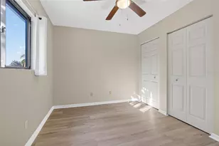 813 Bahia Del Sol Dr, Ruskin, FL 33570 - Photo 33