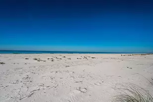 934 Eldorado Ave, Clearwater Beach, FL 33767 - Photo 79